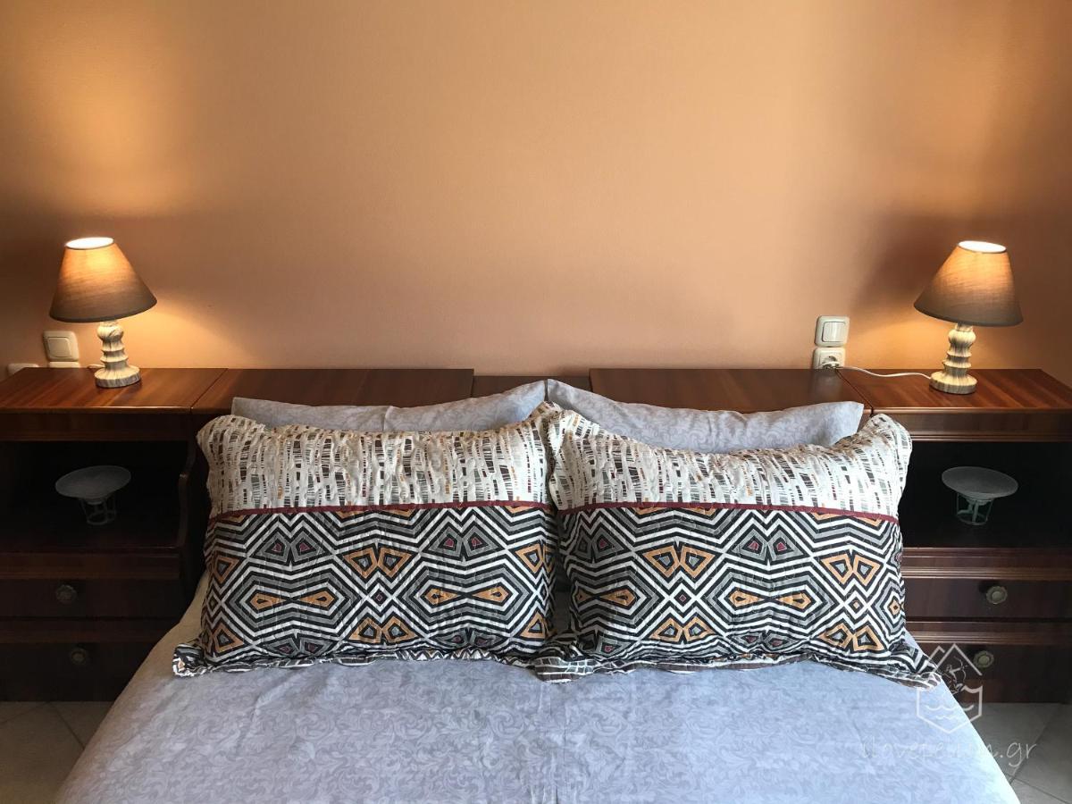 D & K Guest House Makrirrakhi Bagian luar foto